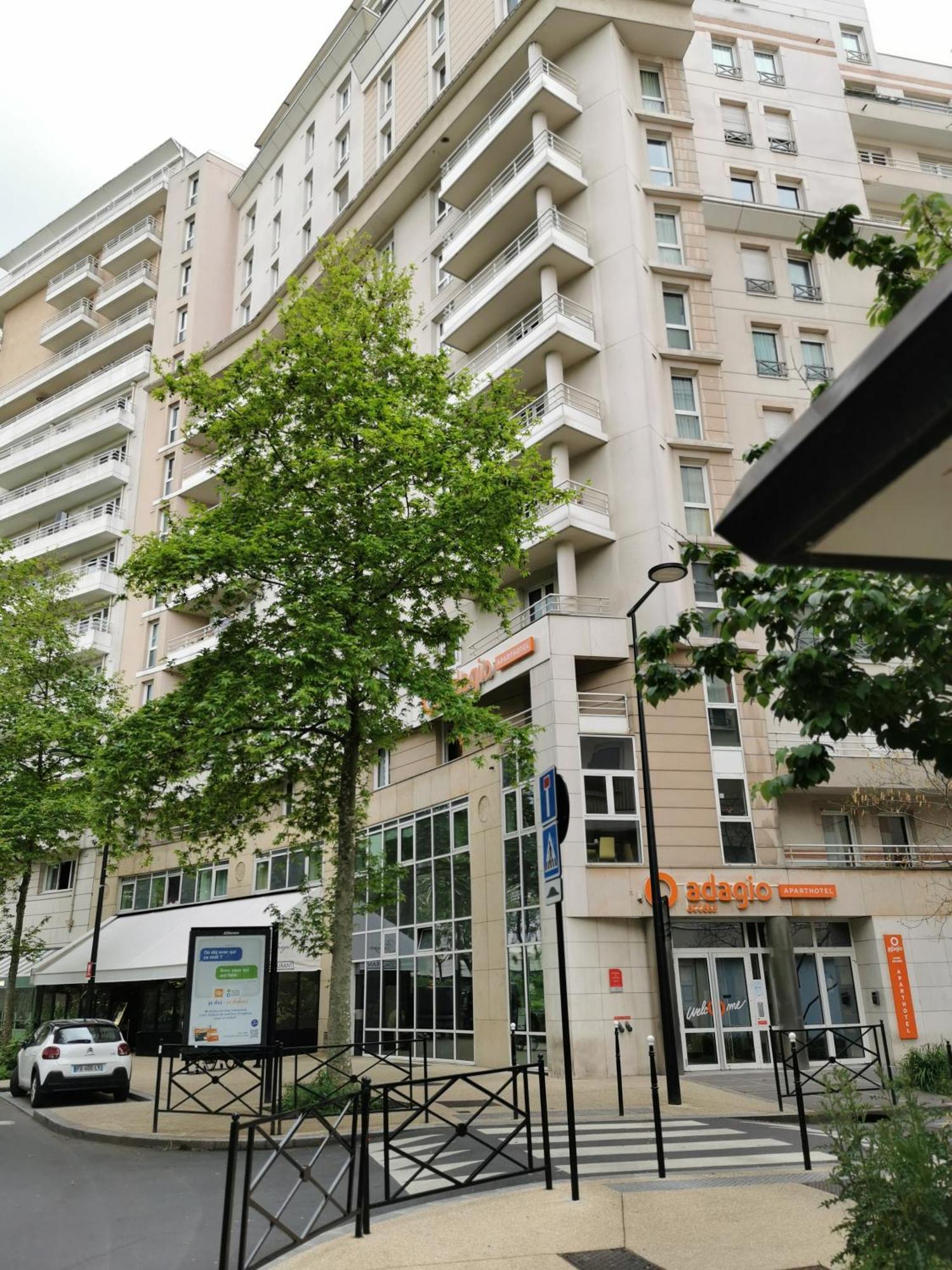 Appart Hotel La Defense Courbevoie Luaran gambar